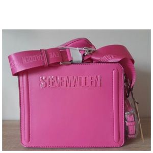 NEW Steve Madden TikTok Viral Barbie Pink Bevelyn Crossbody Purse Bag